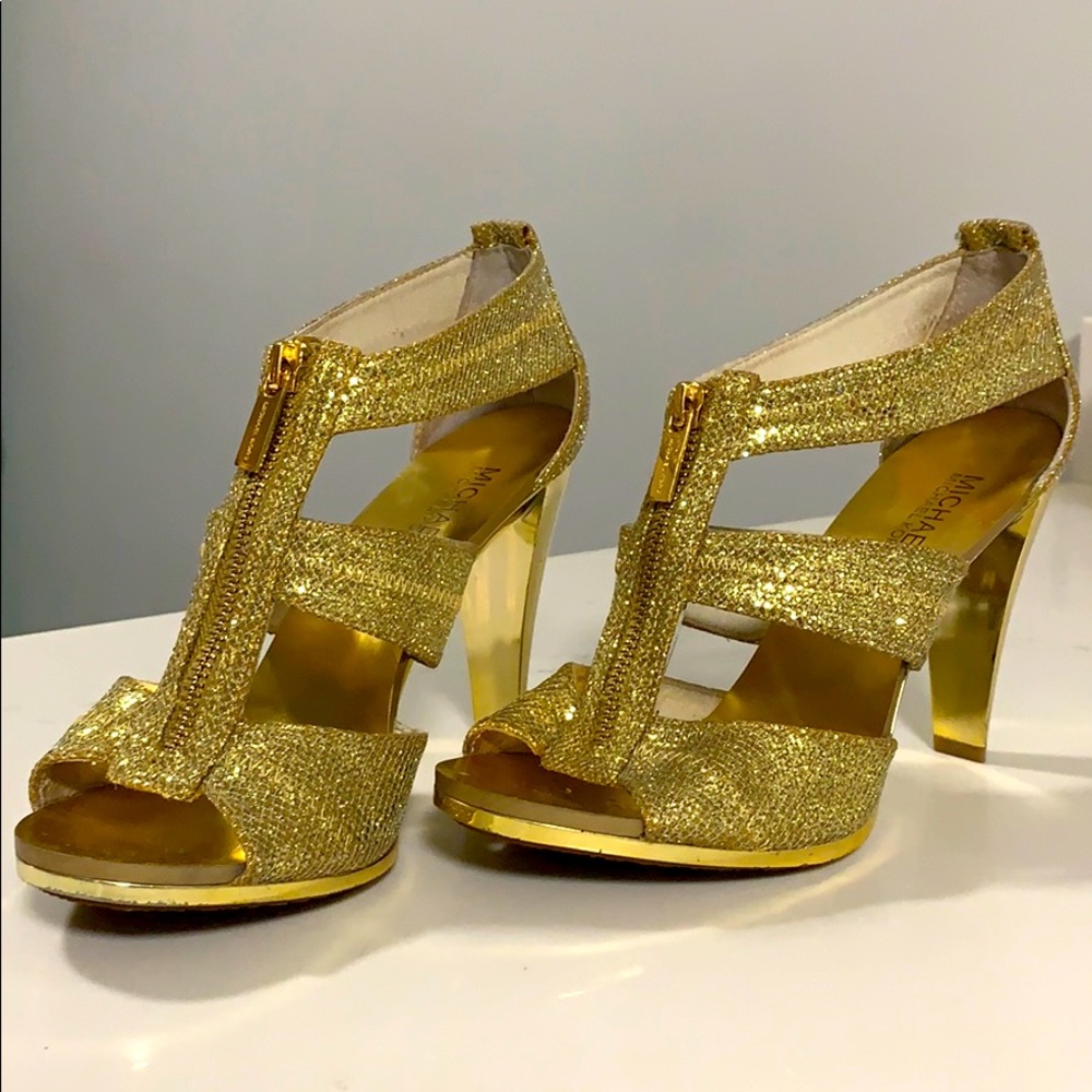 7 1/2 Gold Michael Kors Berkley Sandals